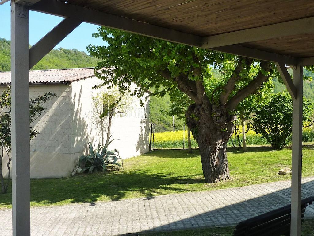 Tuttaterra Guest House Serra San Quirico Exterior photo